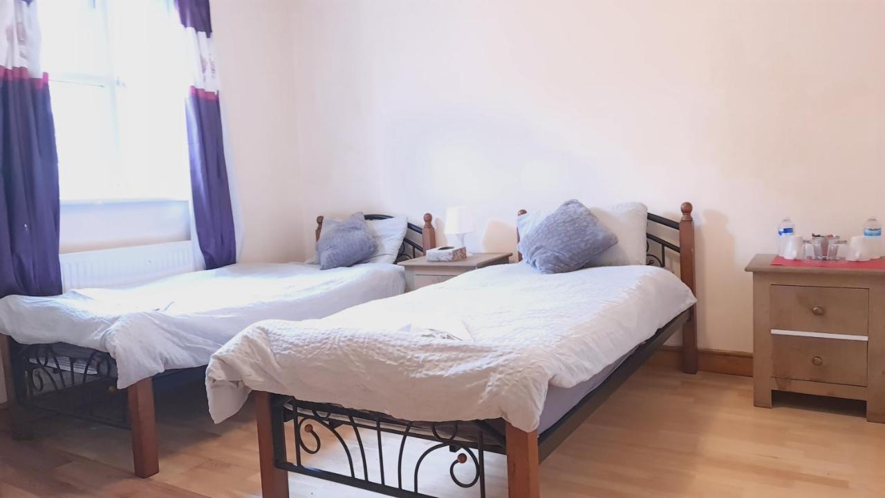 Stayeasy B&B In Trendy Heart Of London Exterior photo
